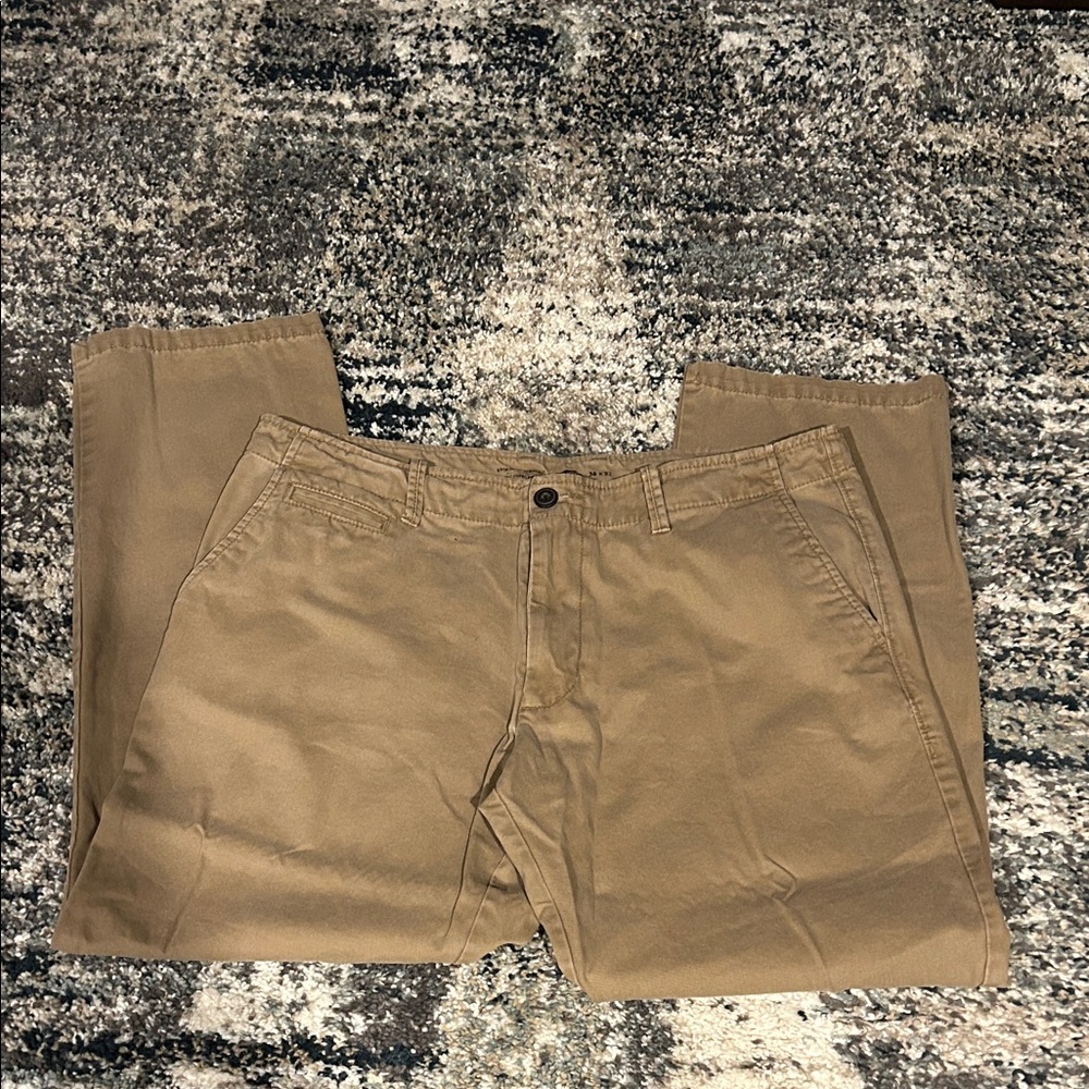Men’s Old Navy Men's Khaki Chinos